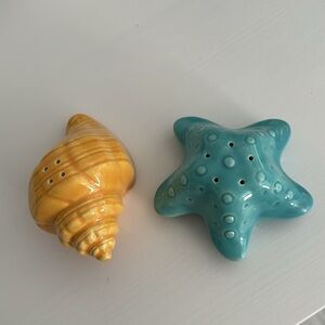Treasure Craft Coastal Salt and Pepper Vintage Shakers Sea Star and Sea Shell